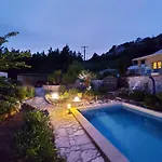In With Sea View, Terrace, Air Conditioning, Wifi 114-1 Orebić