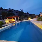 In With Sea View, Terrace, Air Conditioning, Wifi 114-1 Апартаменты Оребич