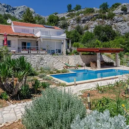 In With Sea View, Terrace, Air Conditioning, Wifi 114-1 شقة