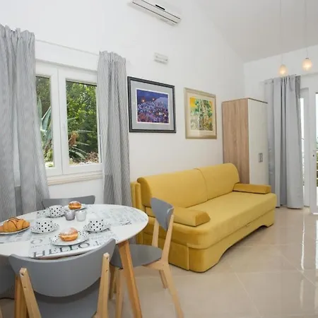 In With Sea View, Terrace, Air Conditioning, Wifi 114-1 Apartment *