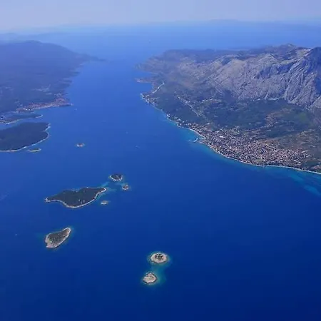 شقة In With Sea View, Terrace, Air Conditioning, Wifi 114-1 *