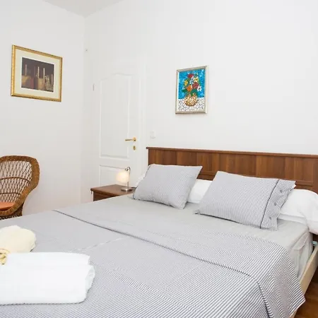 In With Sea View, Terrace, Air Conditioning, Wifi 114-1 Apartment Orebic